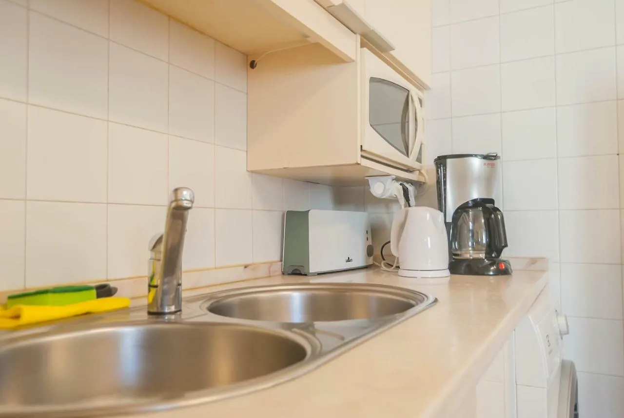 'White House' Apartment- Alfama 리스본
