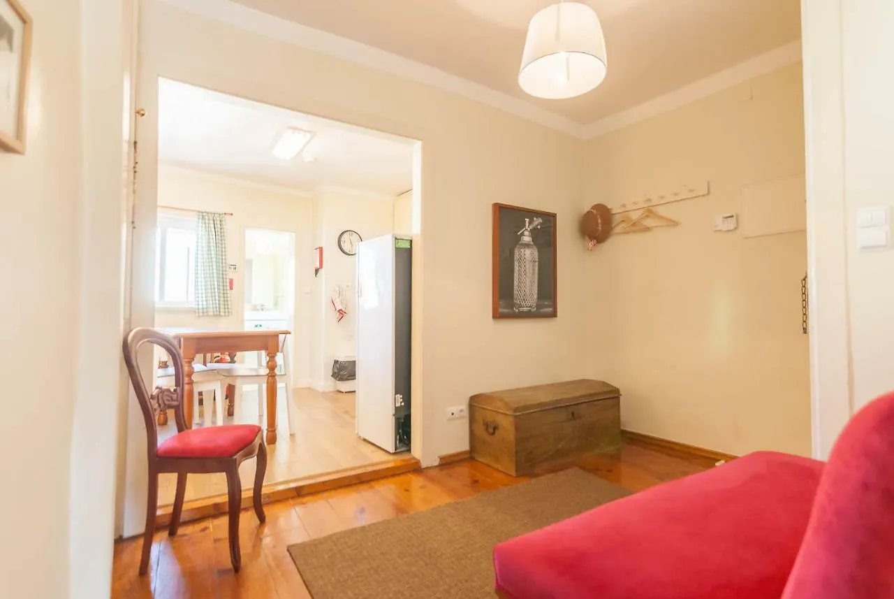 'White House' Apartment- Alfama Lisboa Portekiz
