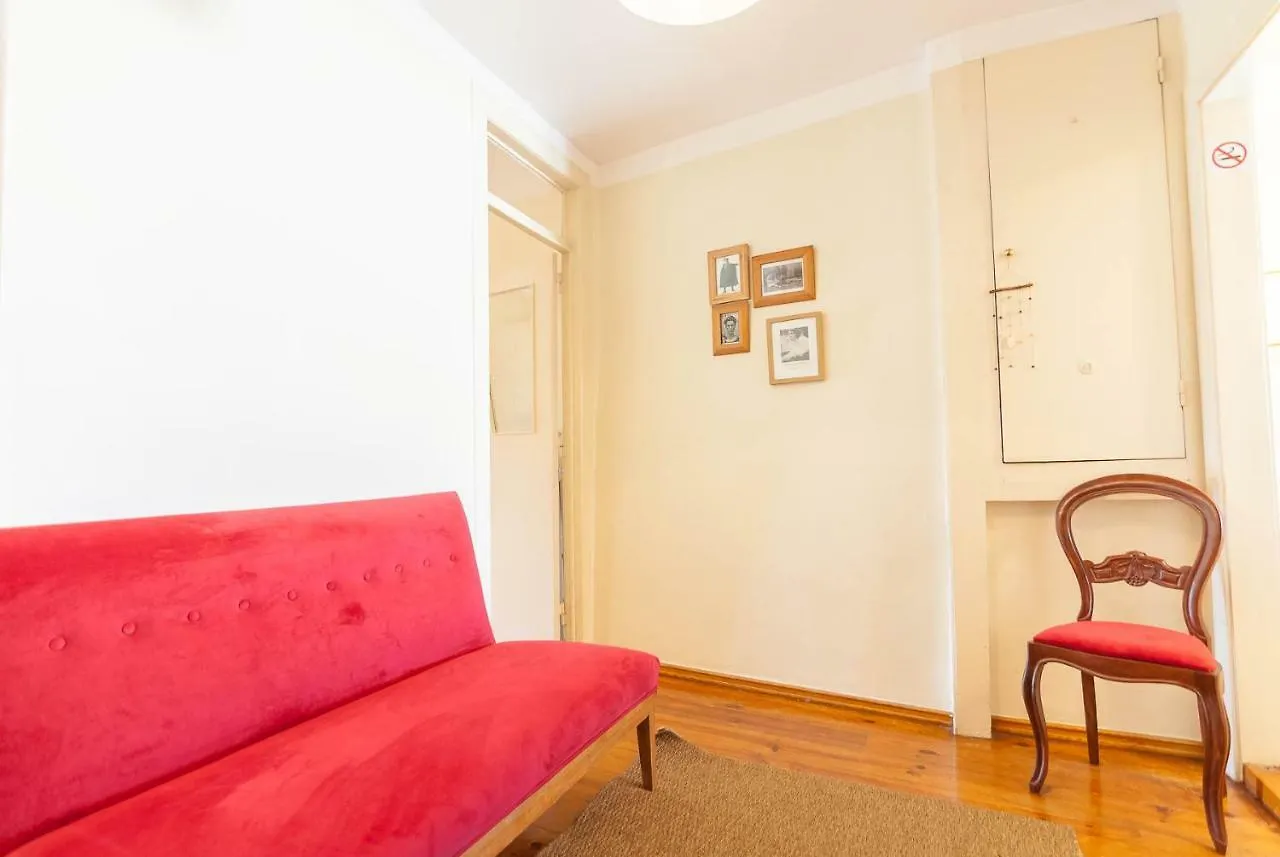 Daire 'White House' Apartment- Alfama Lisboa